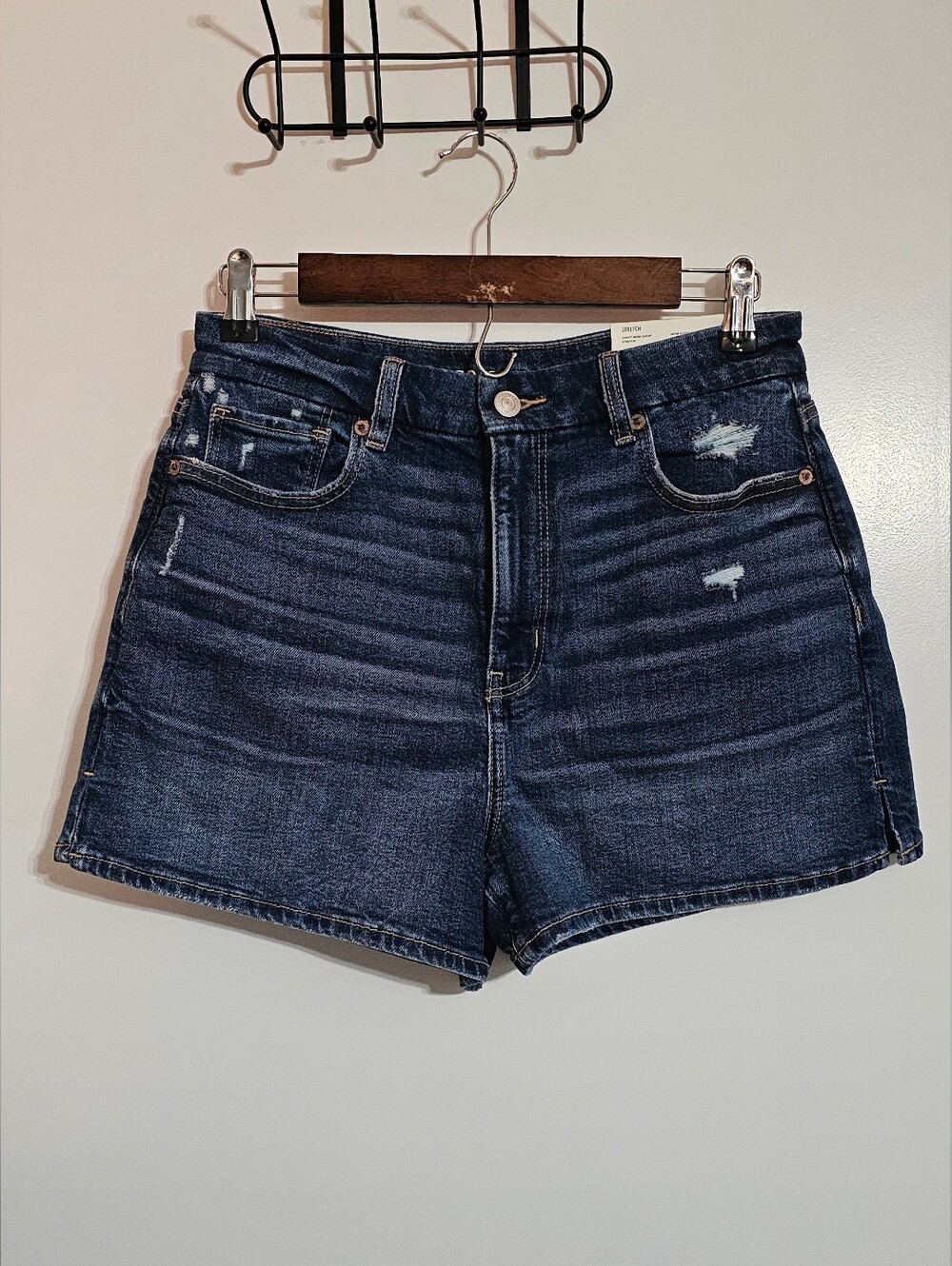 American Eaglw High-Rise Dark Blue Denim Shorts
